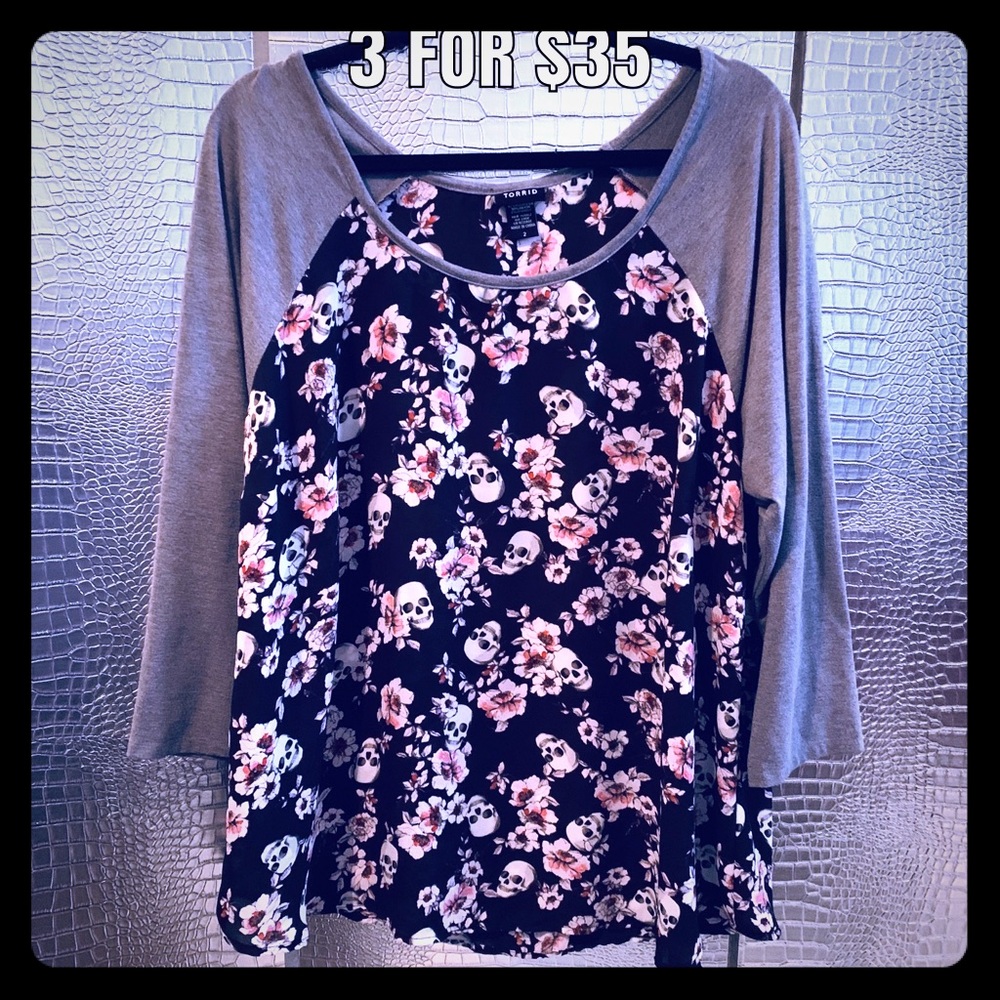 Torrid Size 2 Base Ball T Chiffon Skull Floral NWT